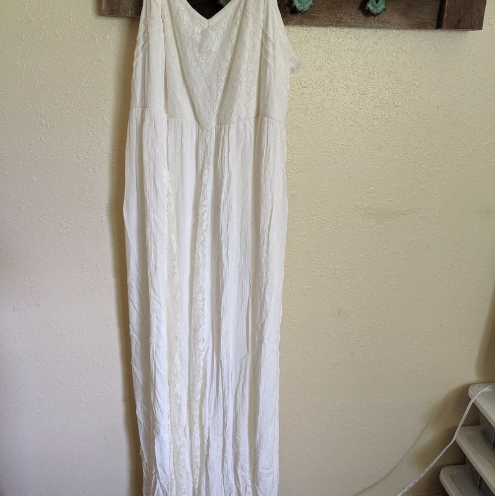 Torrid floor length special occasion dress NWT